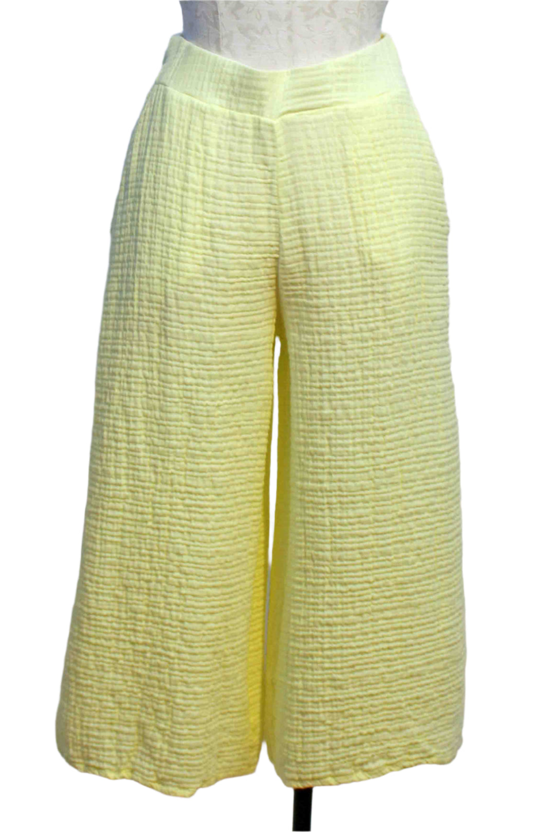 Spring Amma Cropped Cotton Pant by Kozan