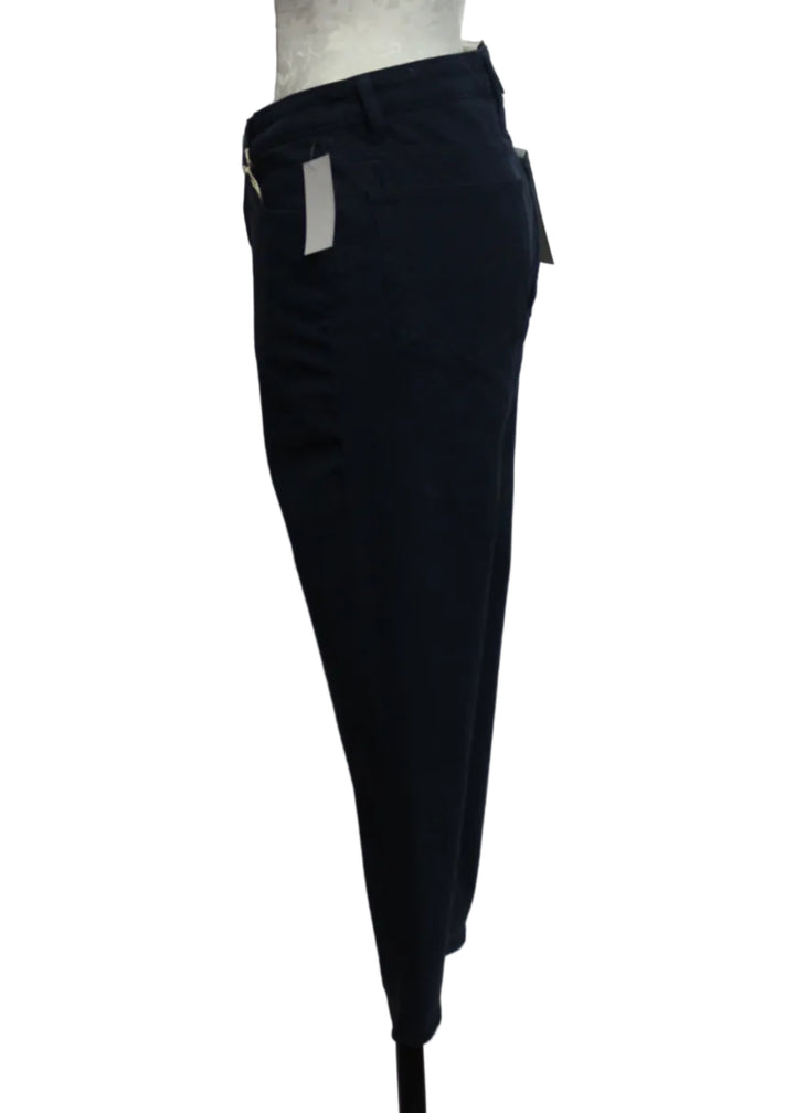 side view of Bright Navy Kristy Cropped Capri by DL1961