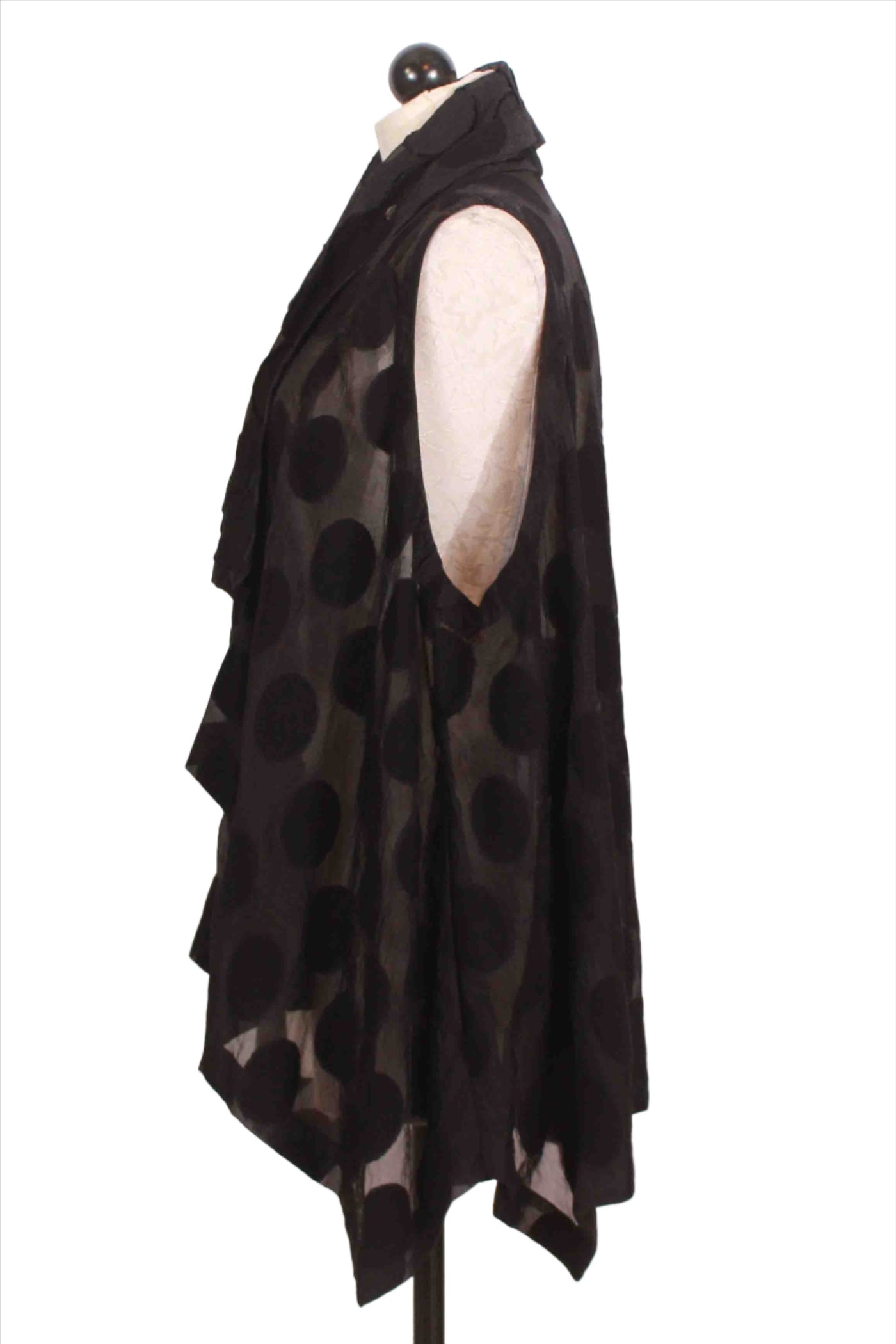 side view of black Crepe Drape Front Dotted Vest by Moyuru