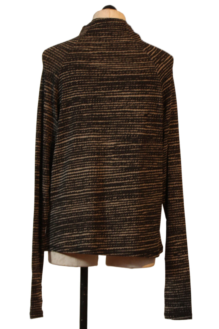 back view of Long Sleeve Mock Neck Wavy Pattern Top by Moyuru with Thumb Holes