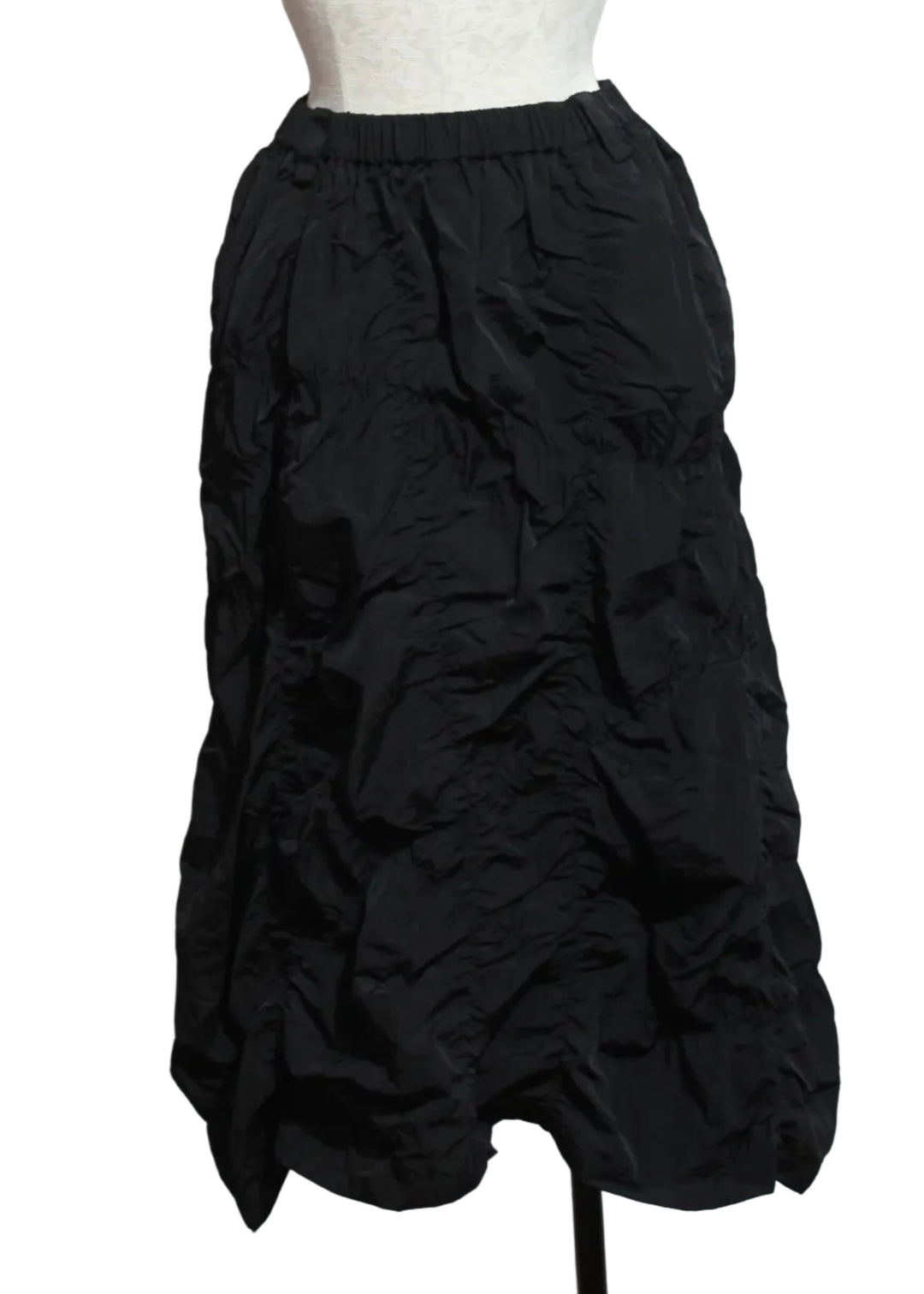 Black Puckered Pull-On Skirt by Moyuru