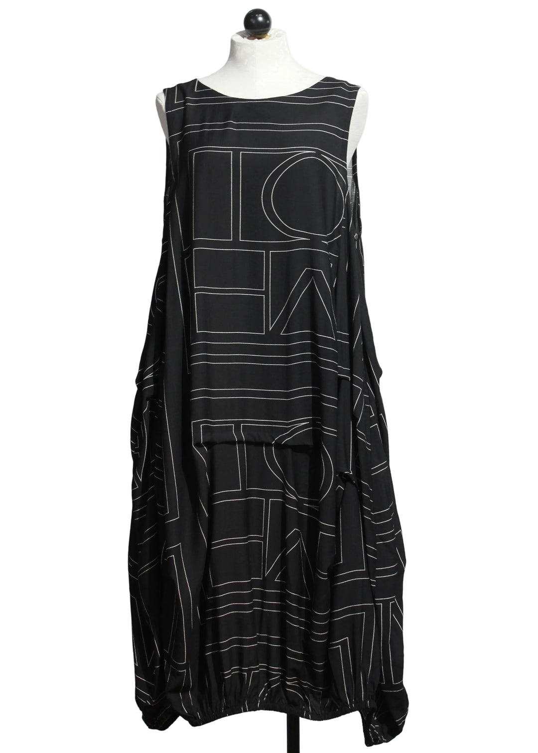 Black Sleeveless Geometric Dress by Moyuru 