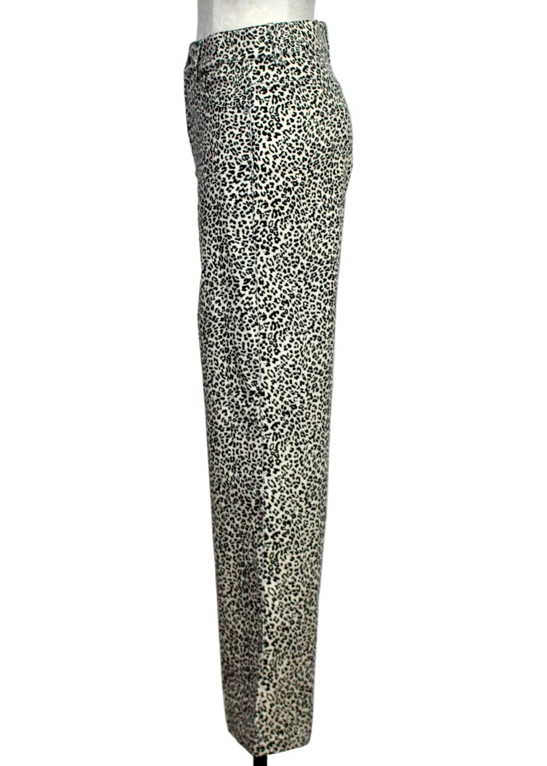 Side view of Livvy High-Rise Corduroy Pants in a tiny Leopard print by Fifteen Twenty