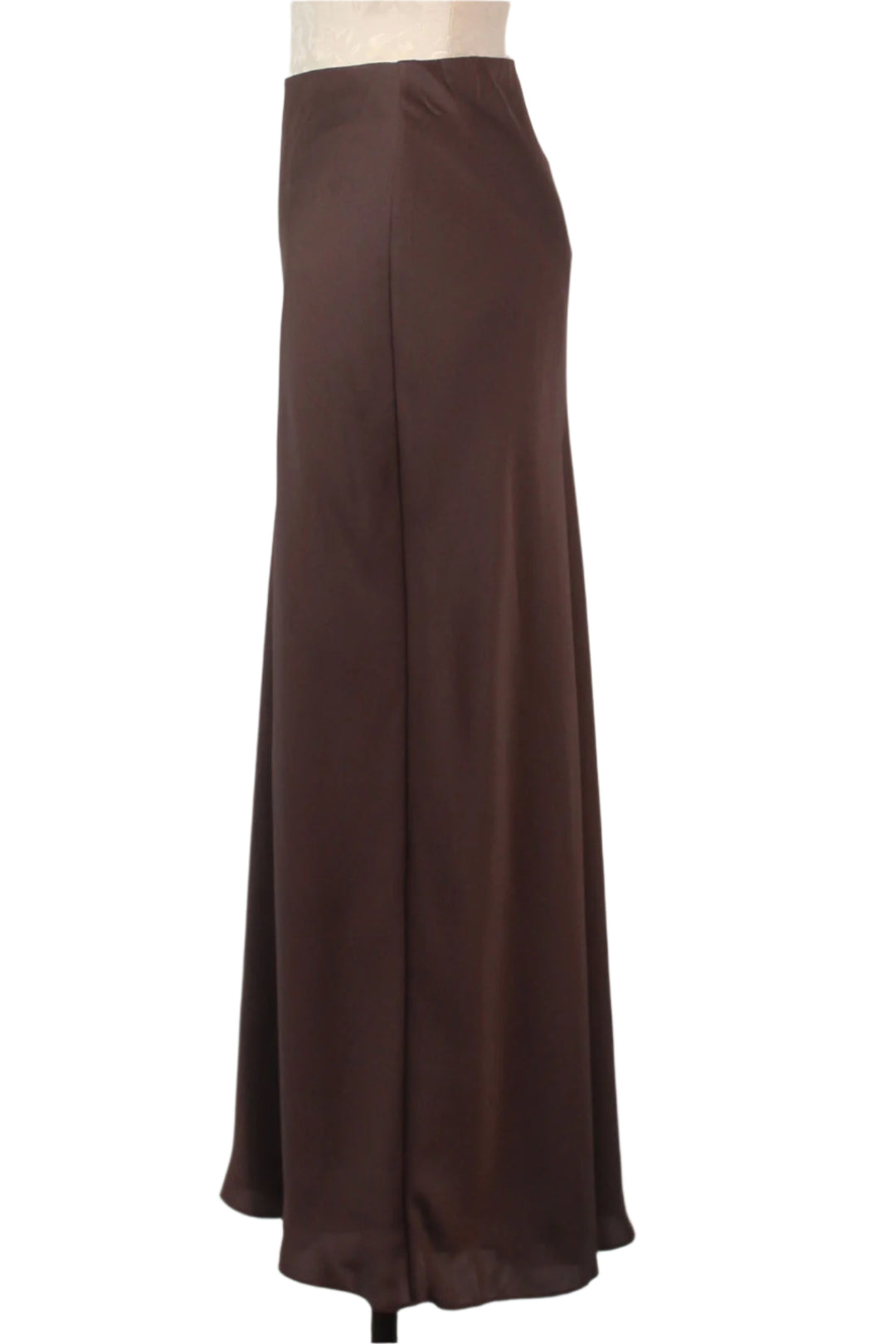 side view of The Favorite Skirt in Coffee by Favorite Daughter 