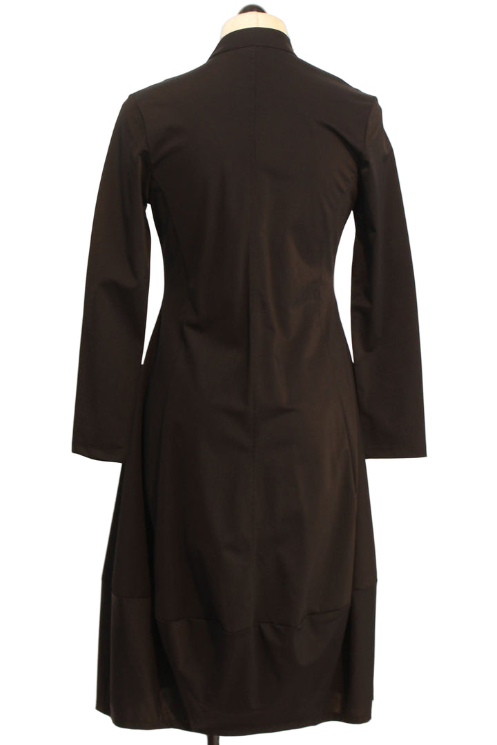 back view of Black Lightweight Van Dracket Jacket by Kozan with a full zipper and front pockets