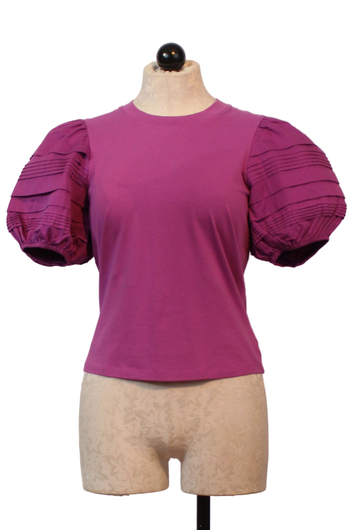 Rosebud colored Dylan Tee by Love The Label