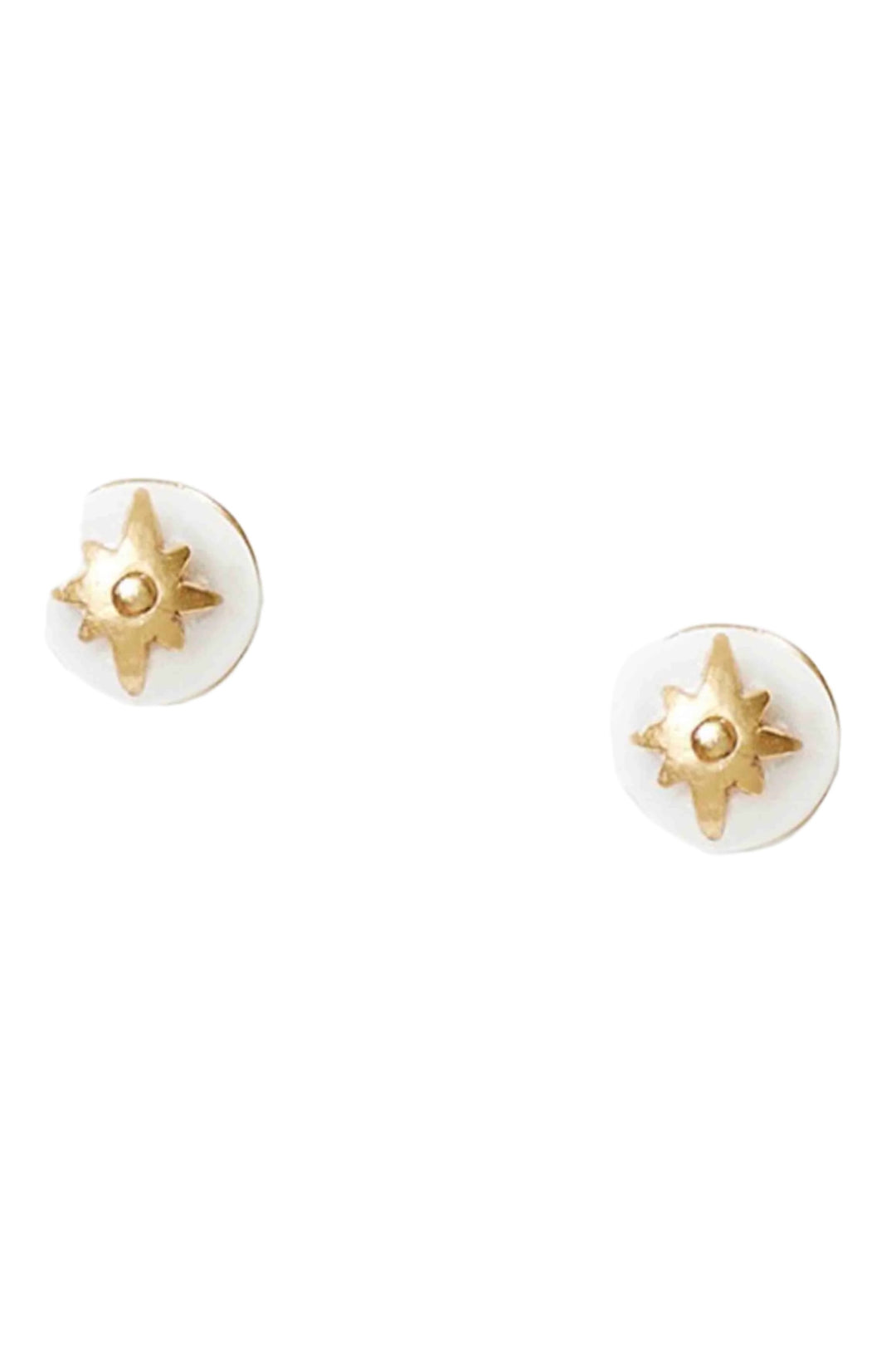 Freshwater Pearl Stud earrings by Chan Luu on 18K gold plated sterling silver post backs.&nbsp;