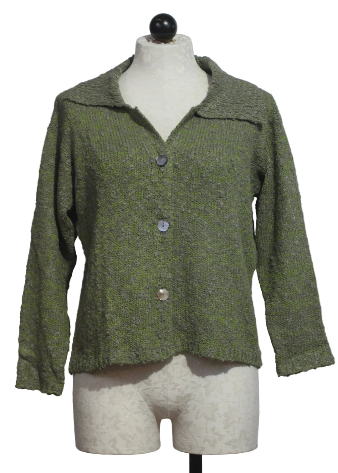 The River Cardigan by Island Tribe Knits i Pistachio