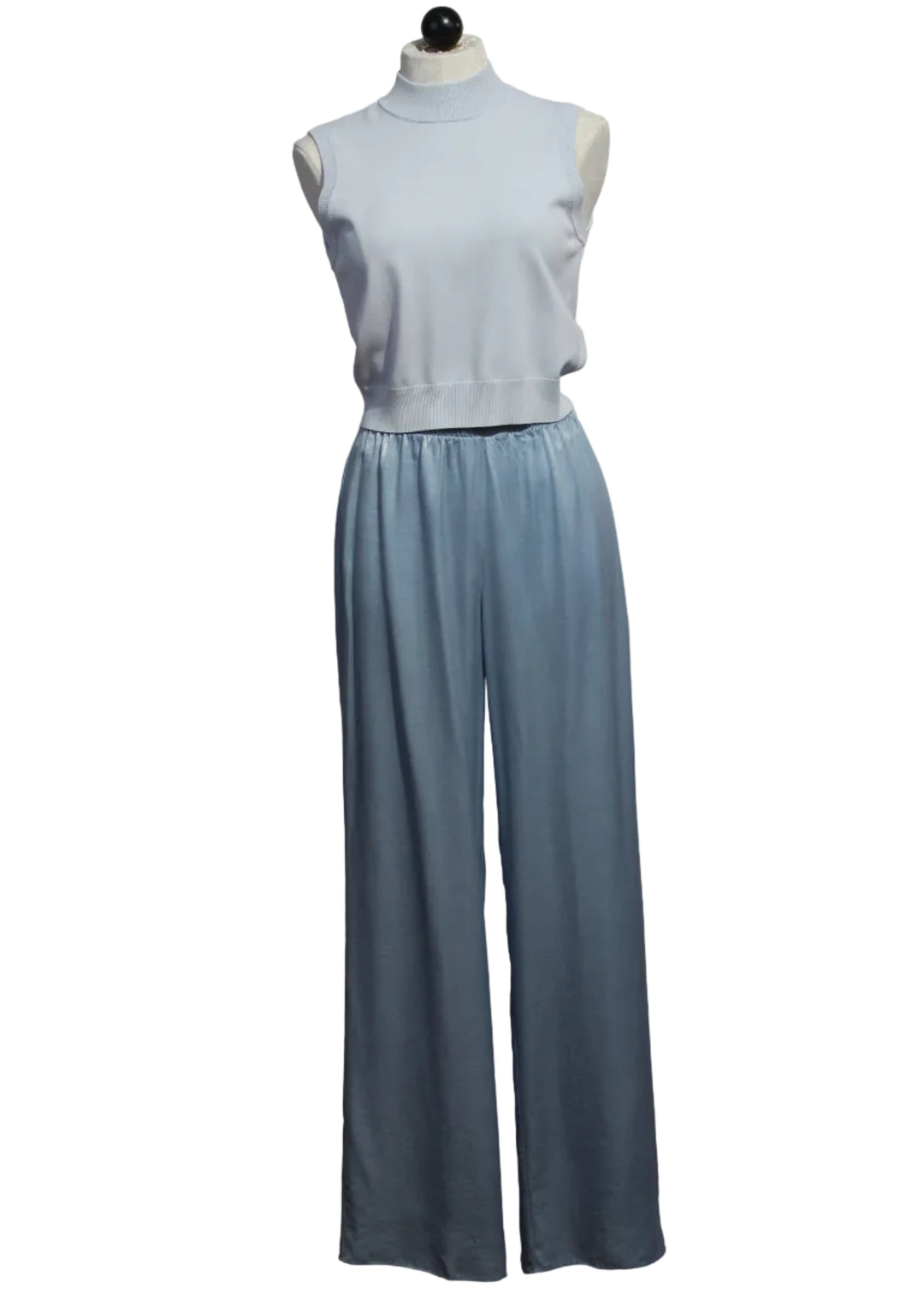 The Everything Pant in Sea Blue by Favorite Daughter paired with the Cecilia Tank in Sky Blue by Favorite Daughter