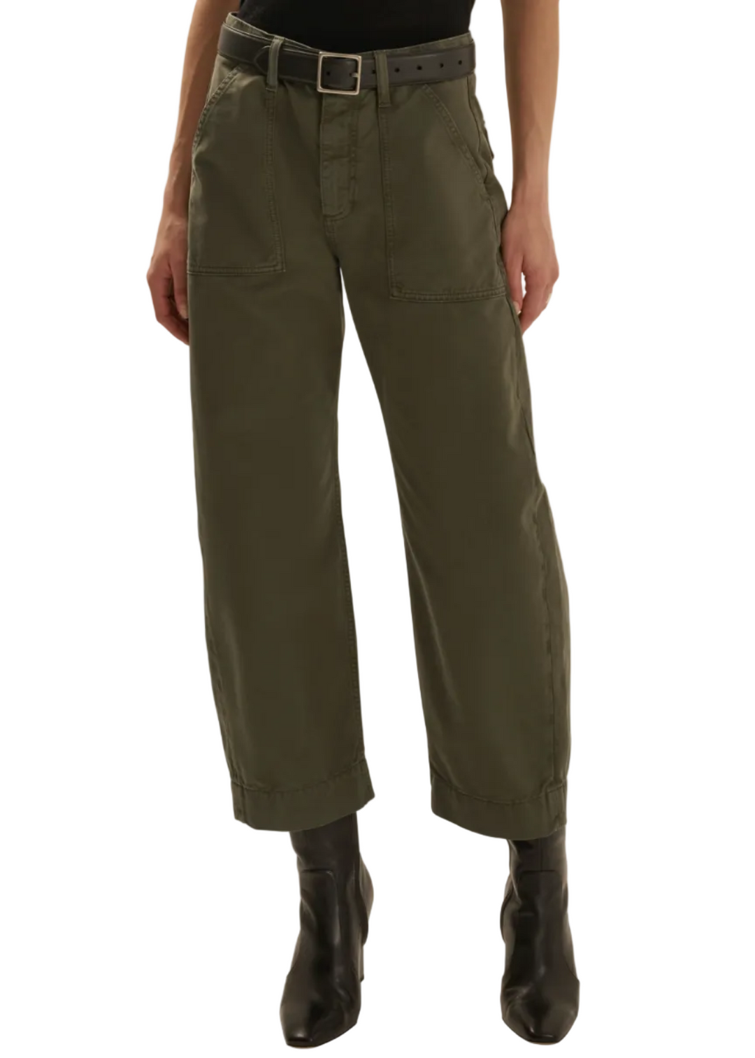 model wearing the The Major Pant by Favorite Daughter in Army