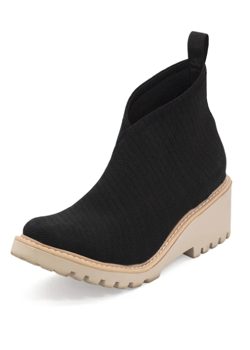 Black Heyward Lug Sole Boot by Charleston Shoe Co