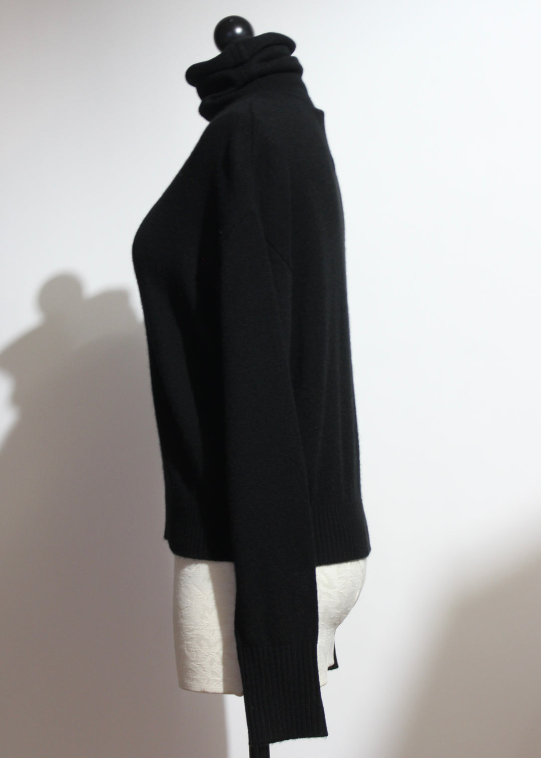 Cashmere Rosa Drop Shoulder Turtleneck-Alashan Cashmere
