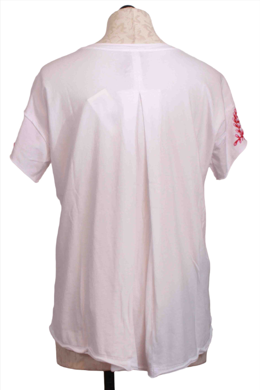 back view of White Raw Detail Swing Tee by Johnny Was with red and Pink Embroidery