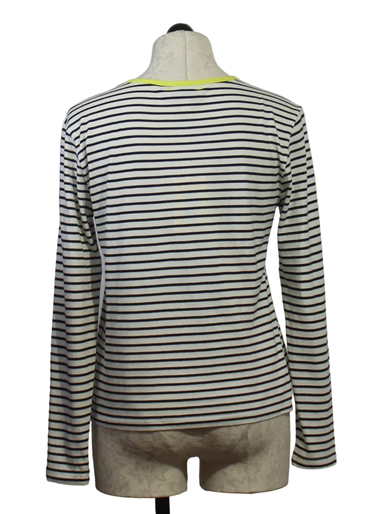 back view of KR Long Sleeve Black and White Striped Tee y Kerri Rosenthal