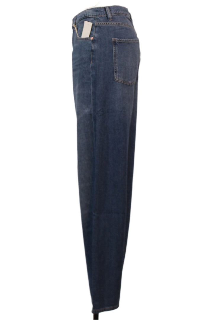 side view of High Rise Lapis (Aura) Karmine Refined Wide Leg by DL1961