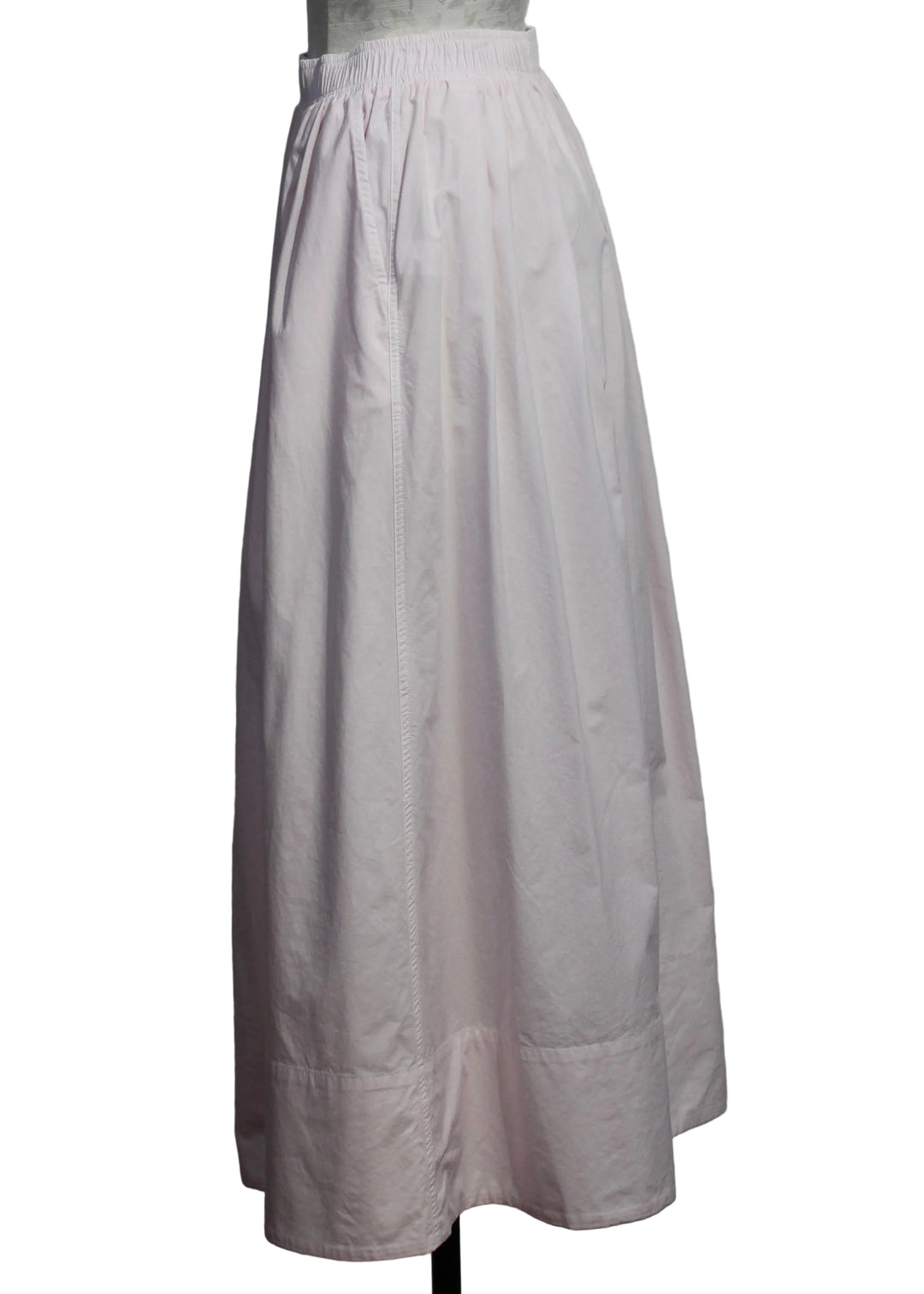 side view of the Kate Poplin Skirt by Asher in Salsa Rosa