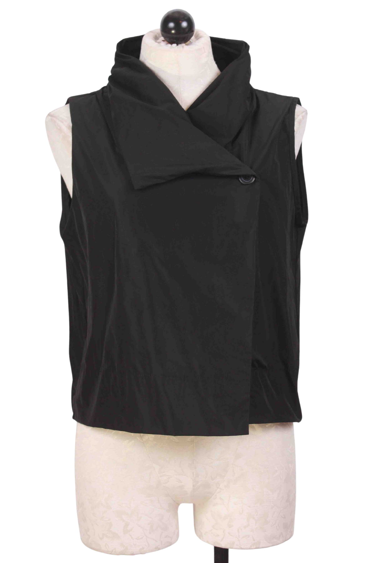 black Single Button Shawl Collar Vest by Reina Lee