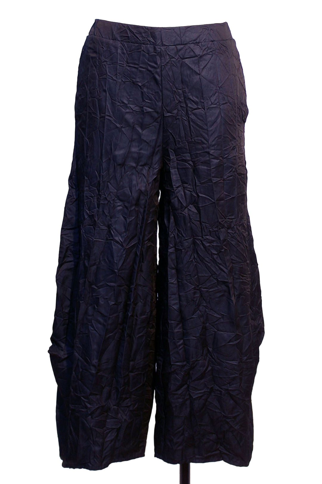 Alvin Pant by Kozan in a Crushed Dark Navy