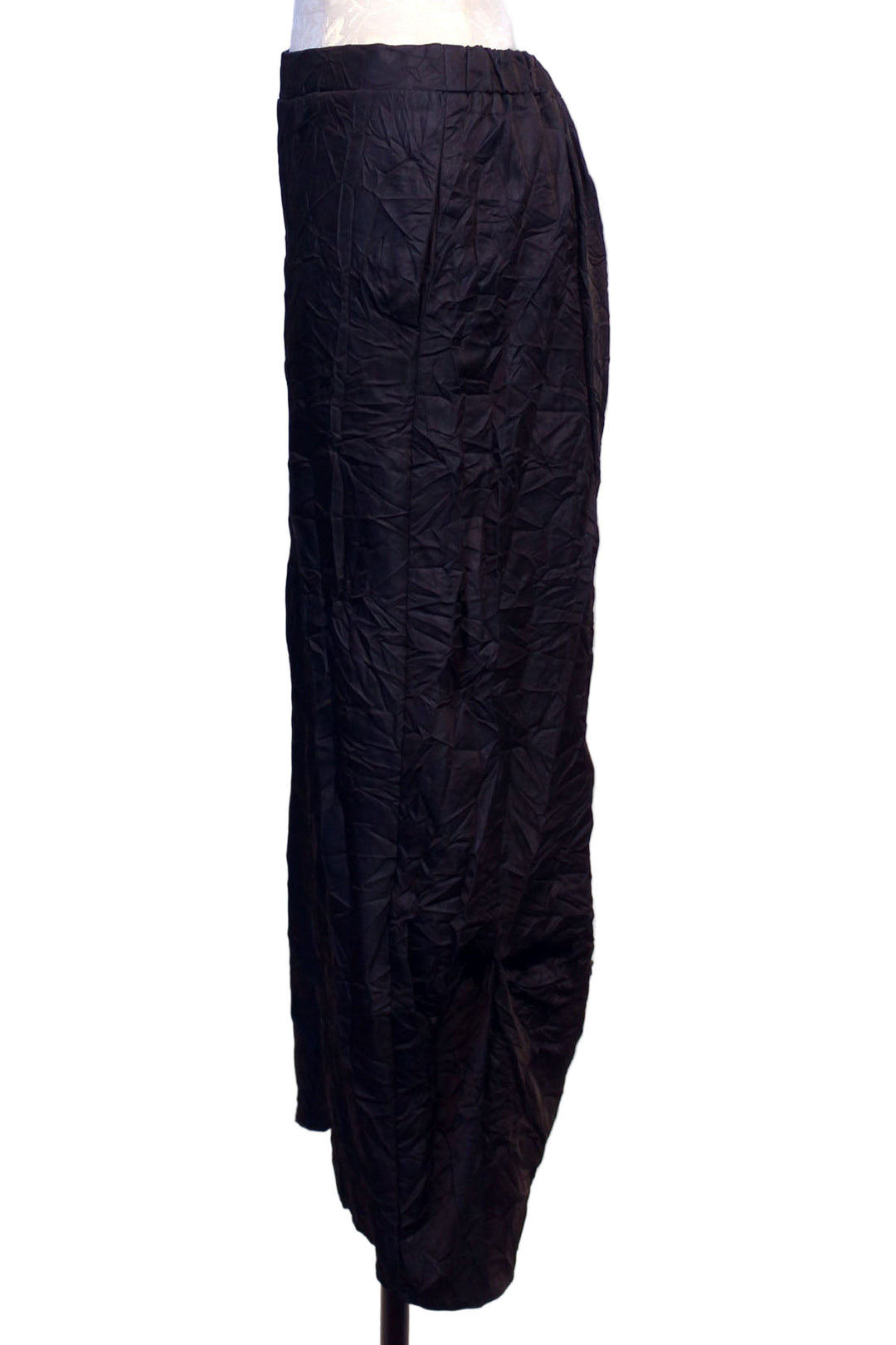 side view of Alvin Pant by Kozan in a Crushed Dark Navy
