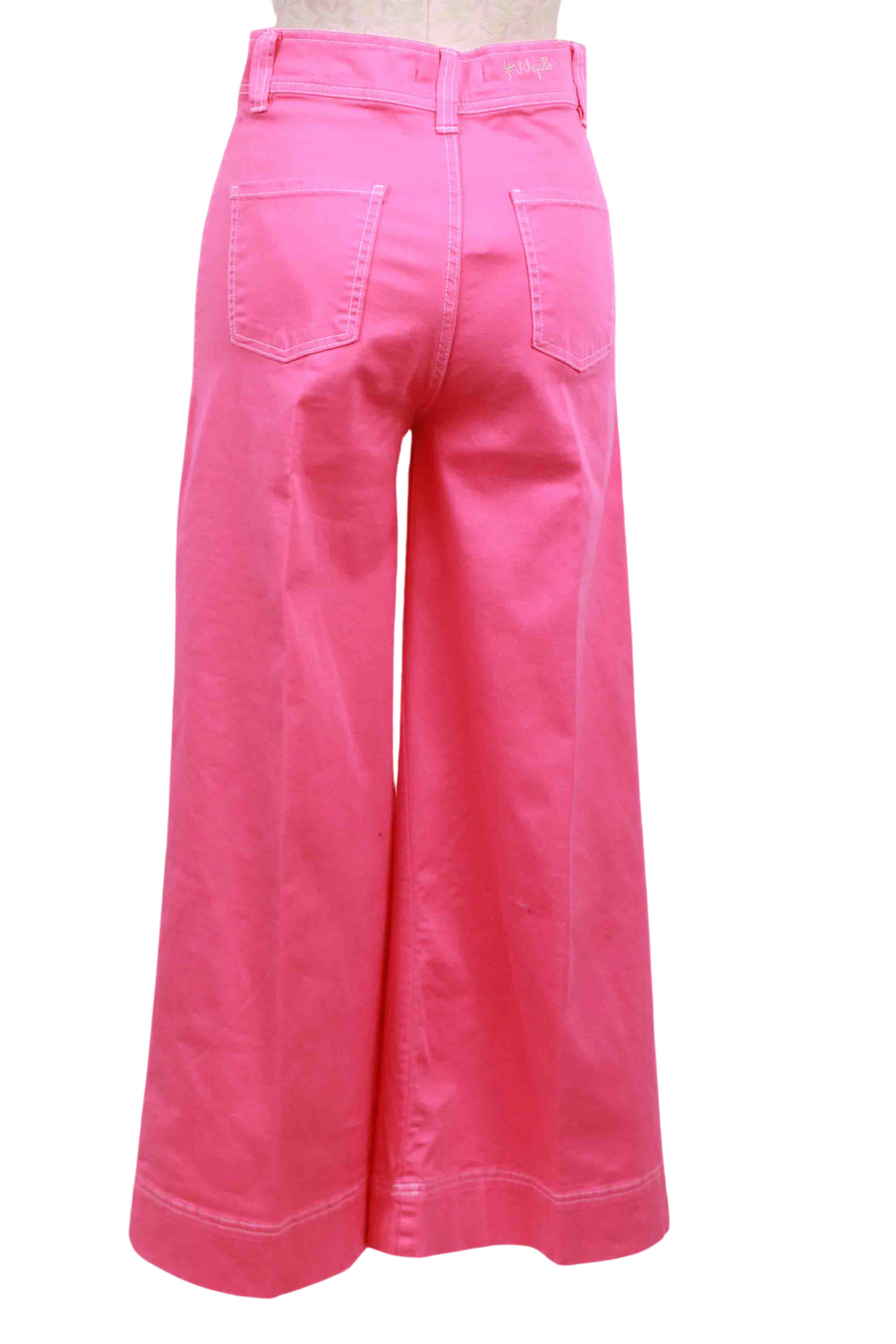 back view of Noa Pink Trouser by Vilagallo