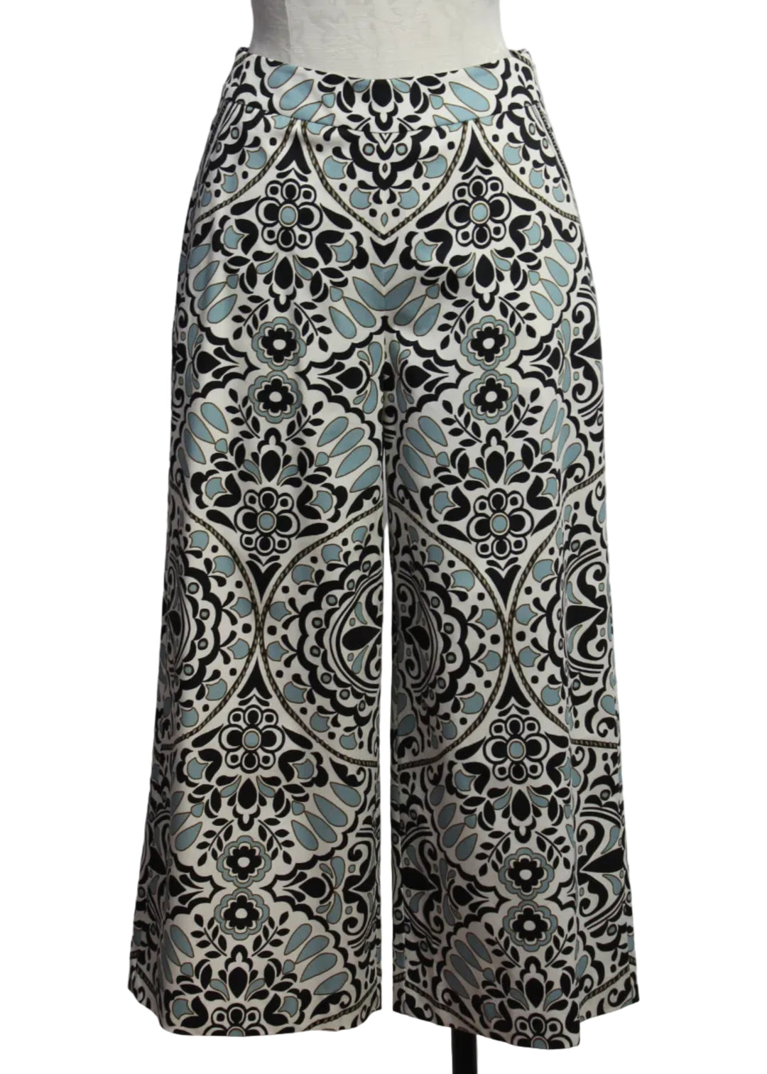 Flor Medallion Print Salida Culotte Pants by Cartolina 