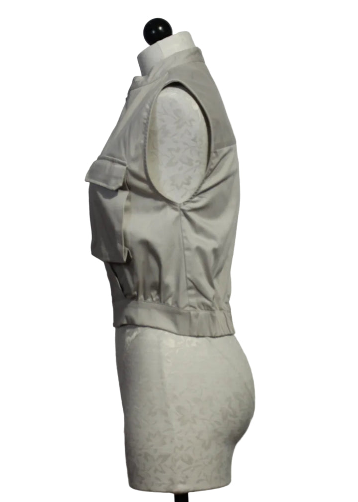 side view of Beige Bea GOTS Shirt by SKFK