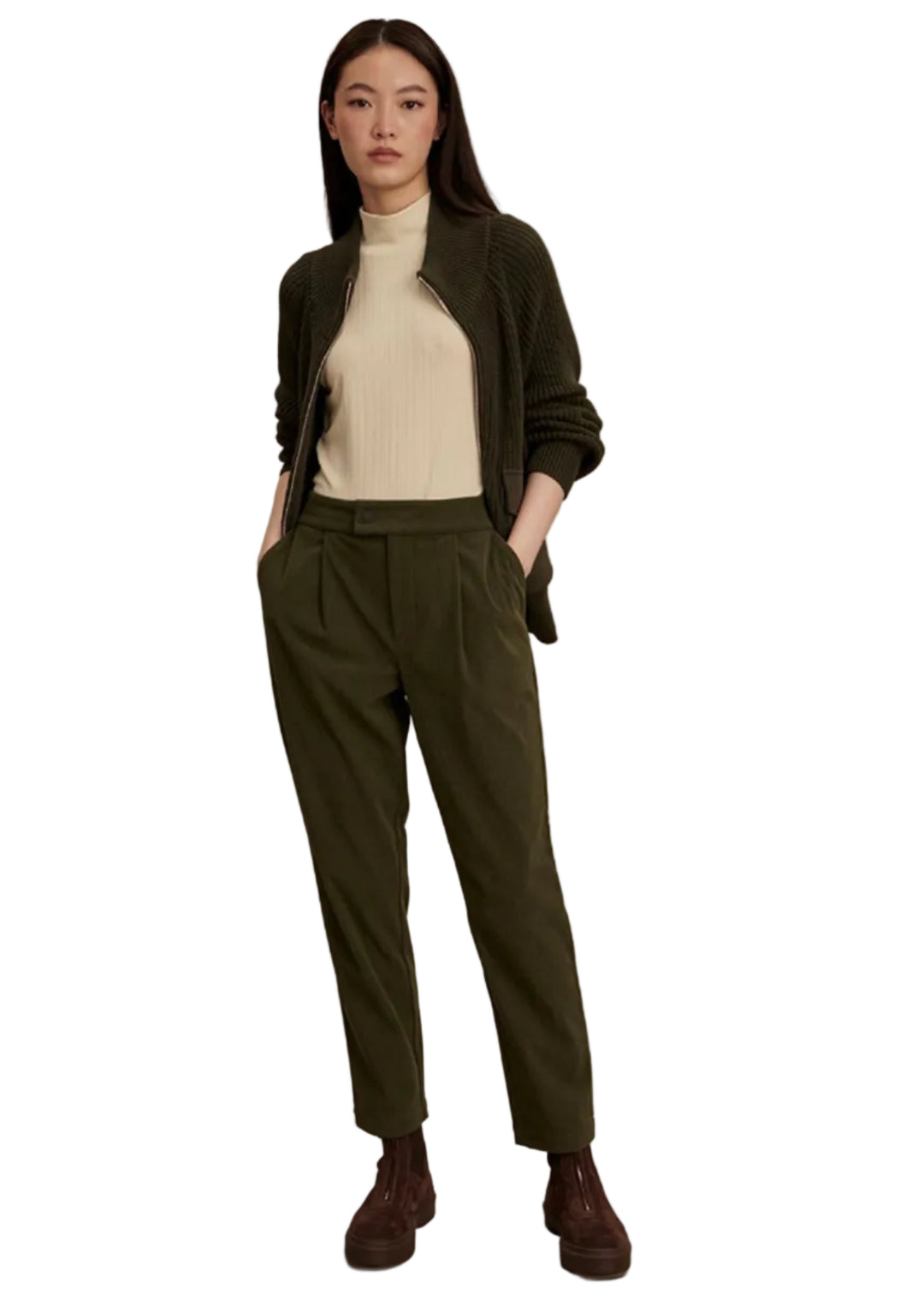 Full Size photo of model wearing the Nell Reg Tapered Leg 27" Pant  by Varley in Forest Night 