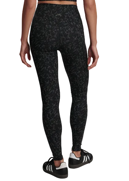 back view of The Freesoft High Rise Legging 28 by Varley in Twilight Shadows