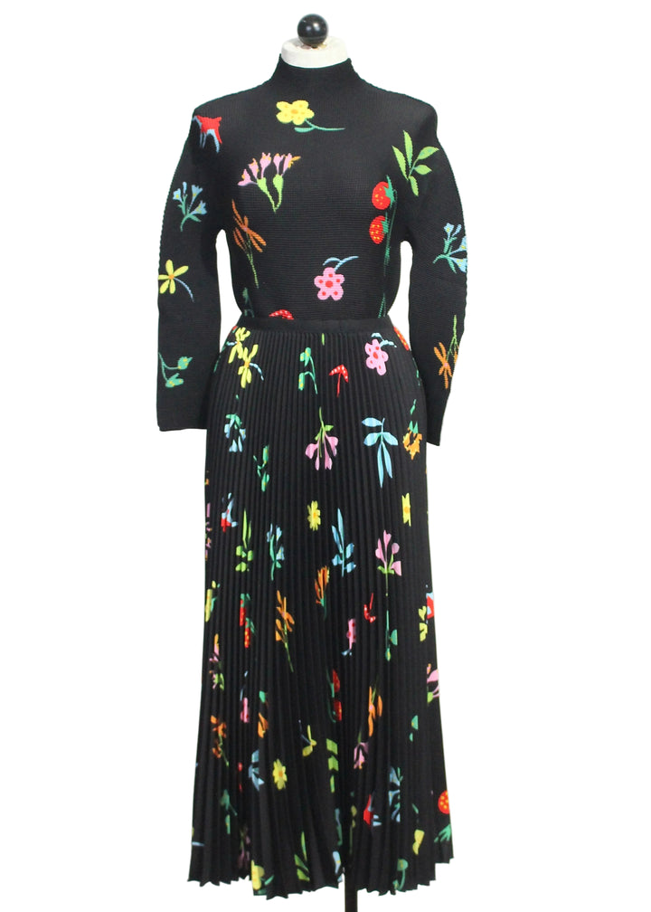 The Daisy Pleated Skirt Black Mix by Wild Cosmos with the matching long sleeve Daisy Pleated Top by Wld Cosmos