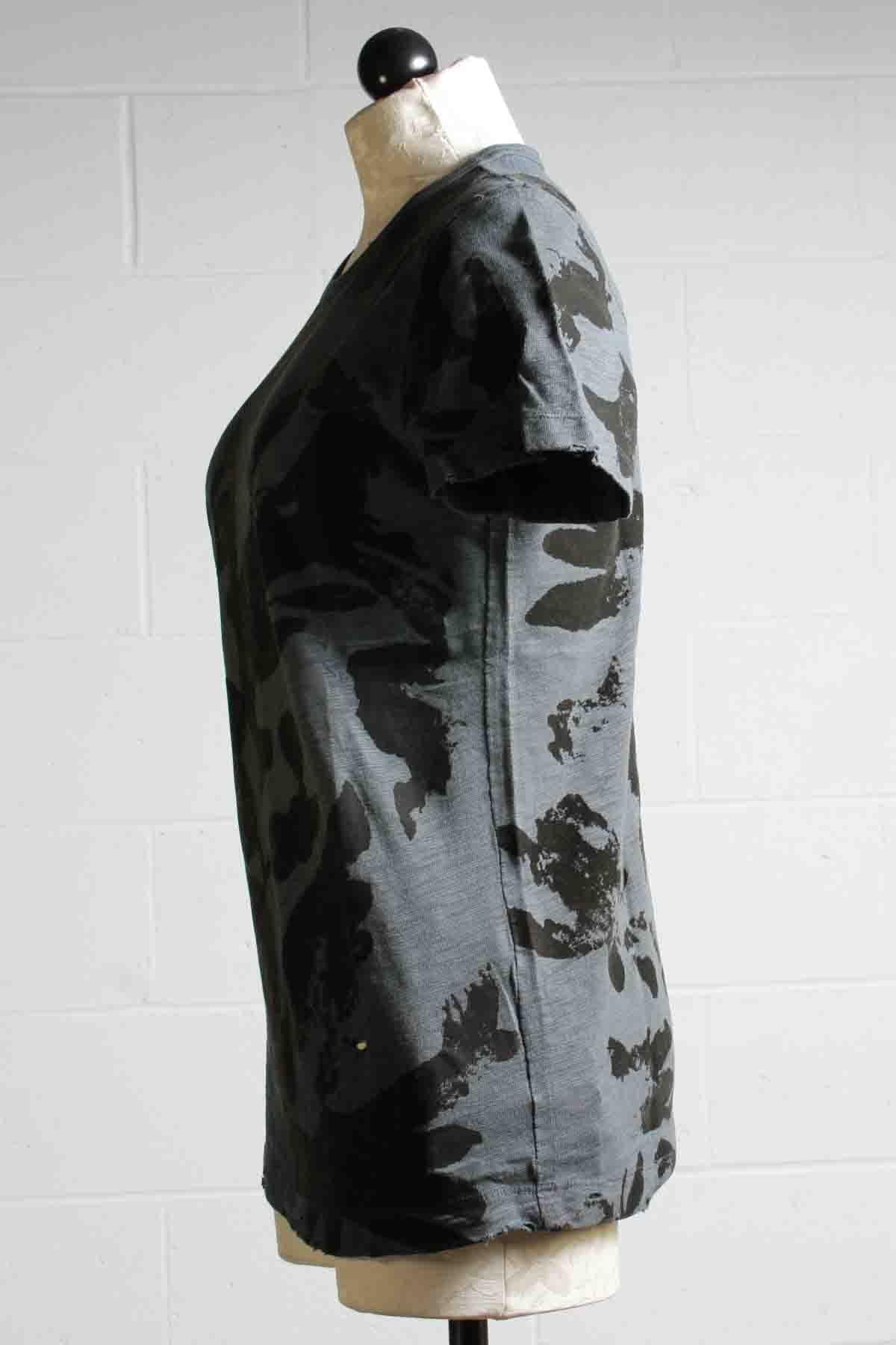 side view of Smoke Short Sleeve distressed black Flocked Tee by JNBY