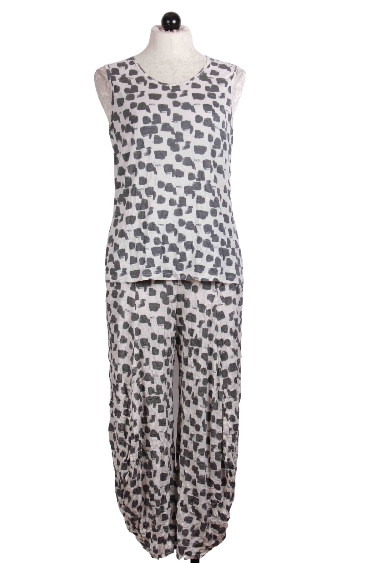 Square Dot Crinkle Tank by Reina Lee with matching Square Dot Crinkle Pant 