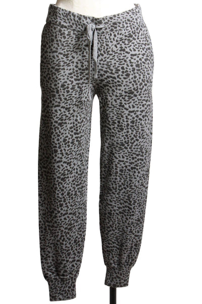  stylish mini leopard sweats with a drawstring waist from Monrow.